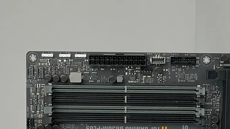 Bo mạch chủ là gì Bo mạch chủ là gì