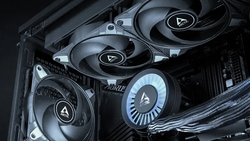 ARCTIC P12 MAX BLACK