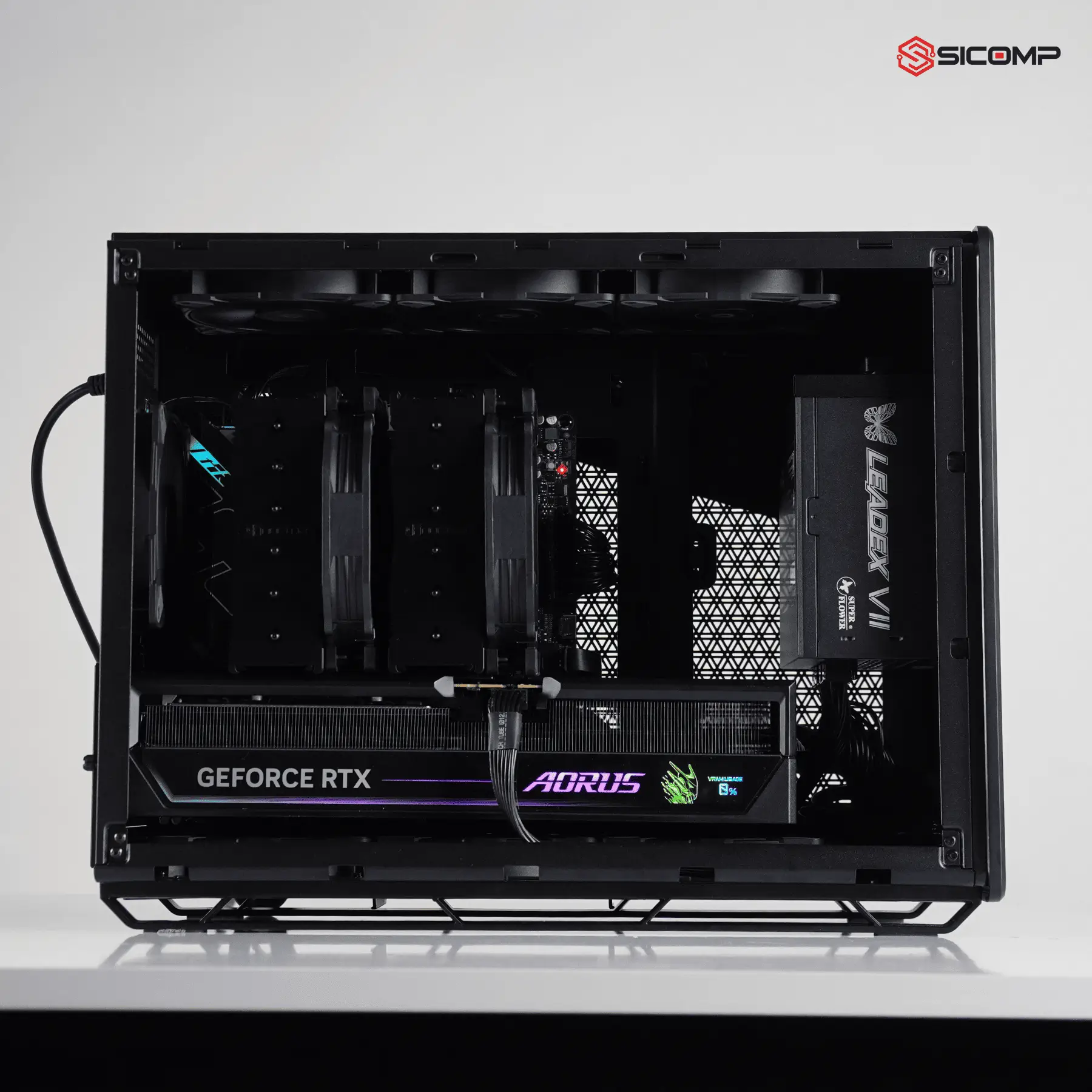 Màn Hình LCD 5090 Aorus Master