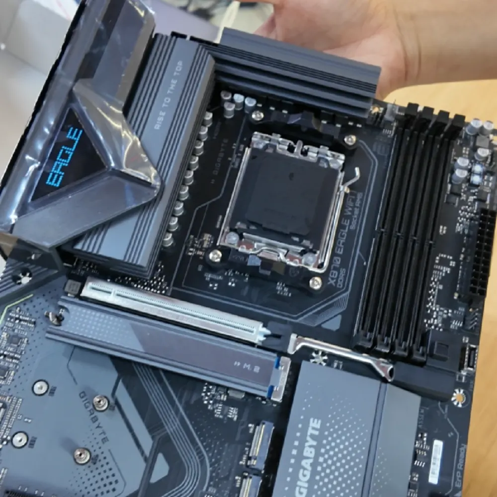 Mainboard GIGABYTE X870 EAGLE WIFI7