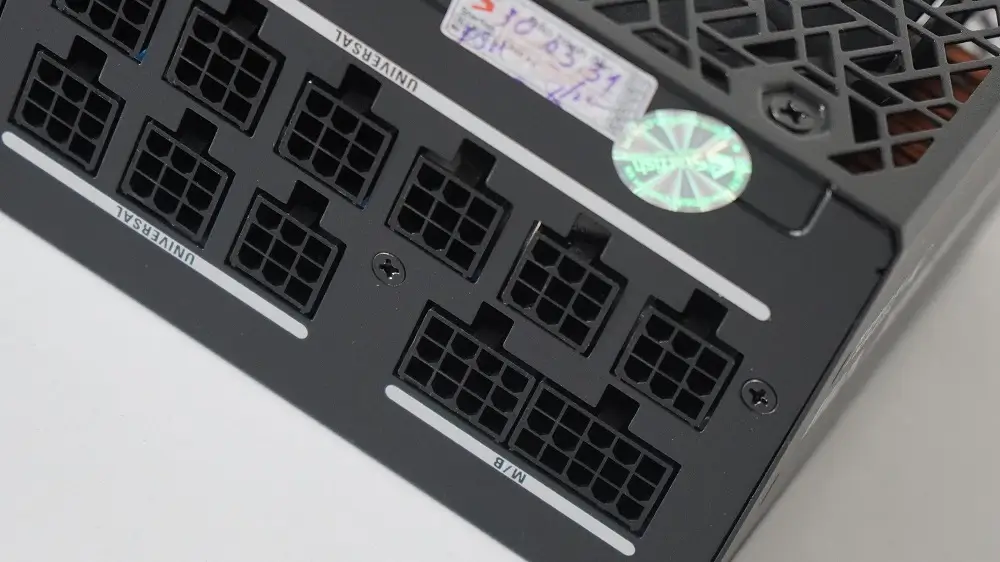 Công nghệ chân cắm HCS terminals